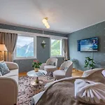 Utsikten - By Classic Norway فندق يايْرانغير