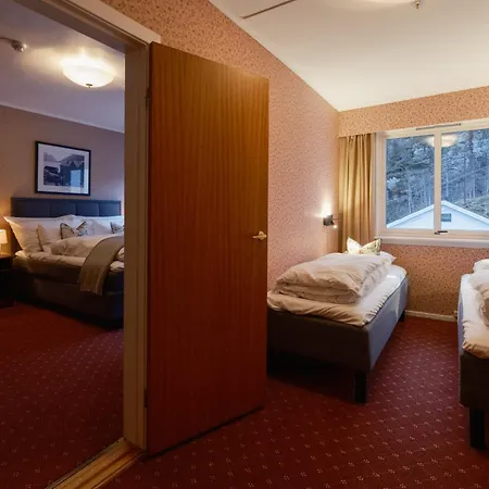 Utsikten - By Classic Norway מלון 3*