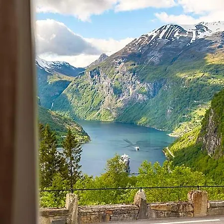 Hotel Utsikten - By Classic Norway 3*